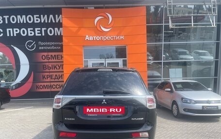 Mitsubishi Outlander III рестайлинг 3, 2012 год, 1 550 000 рублей, 6 фотография