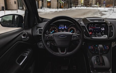 Ford Kuga III, 2017 год, 2 499 000 рублей, 2 фотография