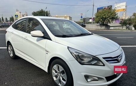 Hyundai Solaris II рестайлинг, 2015 год, 1 250 000 рублей, 4 фотография