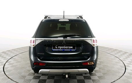 Mitsubishi Outlander III рестайлинг 3, 2014 год, 1 590 000 рублей, 6 фотография