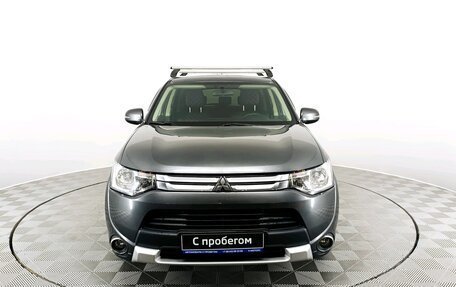 Mitsubishi Outlander III рестайлинг 3, 2014 год, 1 590 000 рублей, 2 фотография