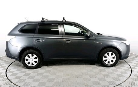 Mitsubishi Outlander III рестайлинг 3, 2014 год, 1 590 000 рублей, 4 фотография