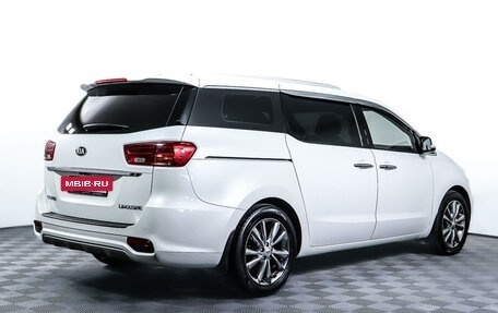 KIA Carnival III, 2018 год, 3 638 000 рублей, 5 фотография