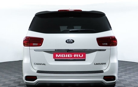 KIA Carnival III, 2018 год, 3 638 000 рублей, 6 фотография