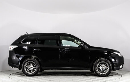 Mitsubishi Outlander III рестайлинг 3, 2012 год, 989 000 рублей, 4 фотография