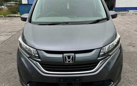 Honda Freed II, 2019 год, 1 690 000 рублей, 2 фотография