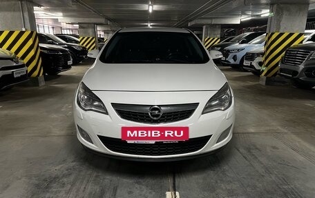 Opel Astra J, 2012 год, 699 000 рублей, 2 фотография