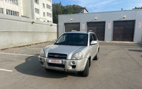 Hyundai Tucson III, 2006 год, 820 000 рублей, 2 фотография