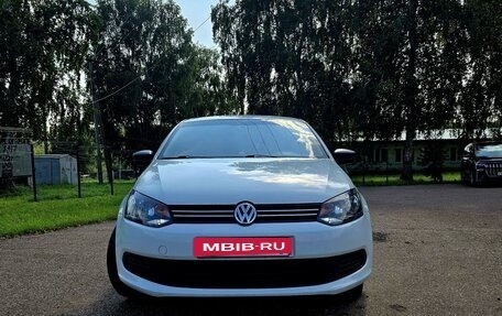 Volkswagen Polo VI (EU Market), 2014 год, 1 200 000 рублей, 2 фотография