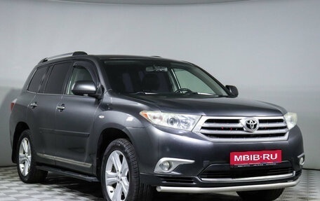 Toyota Highlander III, 2011 год, 2 050 000 рублей, 3 фотография