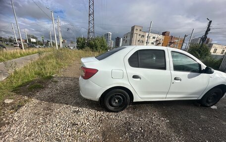 Renault Logan II, 2018 год, 575 000 рублей, 5 фотография