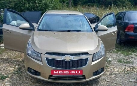 Chevrolet Cruze II, 2009 год, 600 000 рублей, 2 фотография