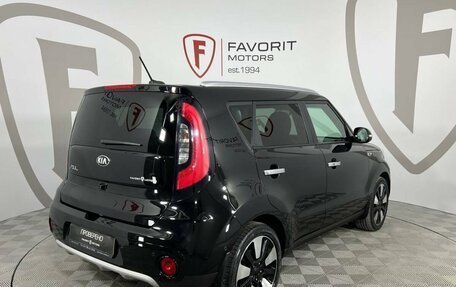 KIA Soul II рестайлинг, 2018 год, 1 800 000 рублей, 6 фотография