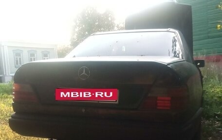 Mercedes-Benz W124, 1988 год, 90 000 рублей, 2 фотография