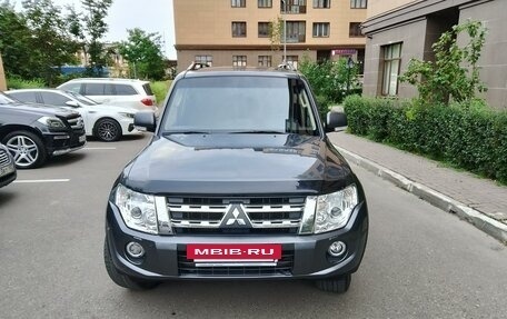 Mitsubishi Pajero IV, 2014 год, 2 399 000 рублей, 2 фотография