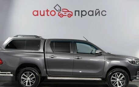 Toyota Hilux VIII, 2016 год, 3 097 000 рублей, 8 фотография