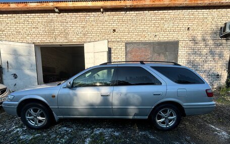 Toyota Camry, 1991 год, 400 000 рублей, 3 фотография