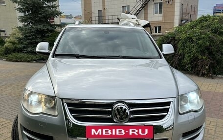 Volkswagen Touareg III, 2008 год, 1 600 000 рублей, 2 фотография