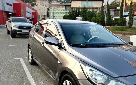 Hyundai Solaris II рестайлинг, 2011 год, 790 000 рублей, 2 фотография