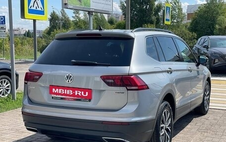 Volkswagen Tiguan II, 2019 год, 2 815 000 рублей, 5 фотография