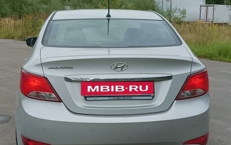 Hyundai Solaris II рестайлинг, 2016 год, 1 000 000 рублей, 6 фотография