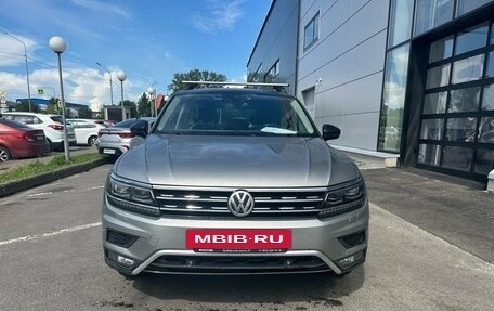 Volkswagen Tiguan II, 2019 год, 2 199 000 рублей, 3 фотография