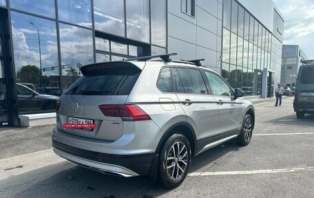 Volkswagen Tiguan II, 2019 год, 2 199 000 рублей, 5 фотография