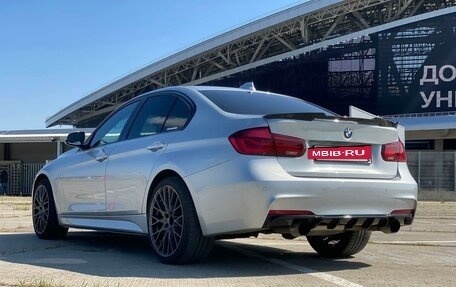 BMW 3 серия, 2018 год, 3 200 000 рублей, 3 фотография