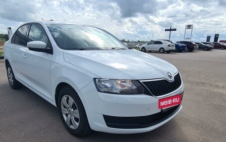 Skoda Rapid I, 2018 год, 1 395 000 рублей, 2 фотография