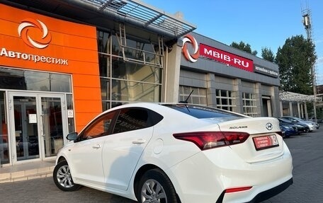 Hyundai Solaris II рестайлинг, 2017 год, 1 490 000 рублей, 5 фотография