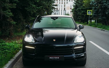 Porsche Cayenne III, 2020 год, 10 900 000 рублей, 2 фотография