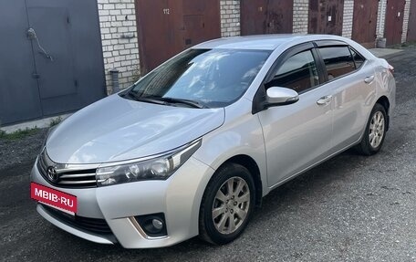 Toyota Corolla, 2015 год, 1 530 000 рублей, 2 фотография