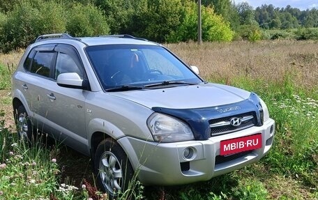 Hyundai Tucson III, 2007 год, 799 000 рублей, 2 фотография