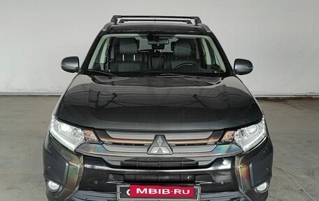 Mitsubishi Outlander III рестайлинг 3, 2016 год, 1 945 000 рублей, 2 фотография