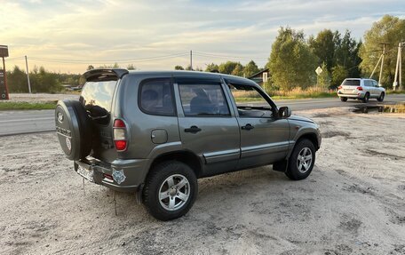 Chevrolet Niva I рестайлинг, 2004 год, 205 000 рублей, 3 фотография