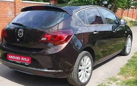 Opel Astra J, 2013 год, 830 000 рублей, 5 фотография