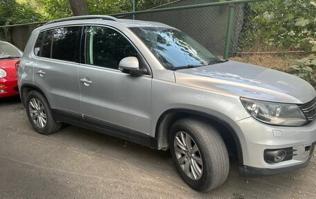 Volkswagen Tiguan I, 2011 год, 1 490 000 рублей, 2 фотография