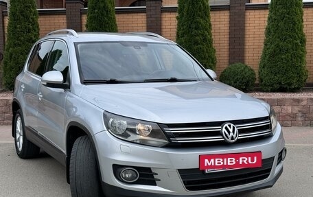 Volkswagen Tiguan I, 2011 год, 1 530 000 рублей, 4 фотография