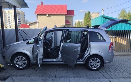 Opel Zafira B, 2011 год, 1 100 000 рублей, 3 фотография