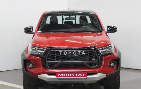 Toyota Hilux VIII, 2023 год, 7 900 000 рублей, 3 фотография