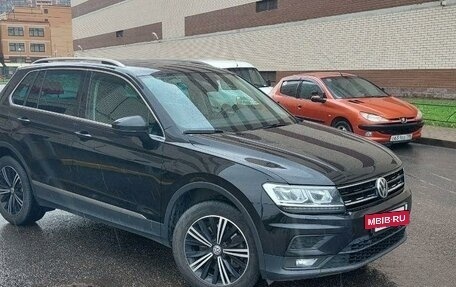 Volkswagen Tiguan II, 2019 год, 3 000 000 рублей, 3 фотография