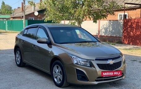 Chevrolet Cruze II, 2013 год, 750 000 рублей, 3 фотография