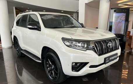 Toyota Land Cruiser Prado 150 рестайлинг 2, 2020 год, 7 919 000 рублей, 3 фотография