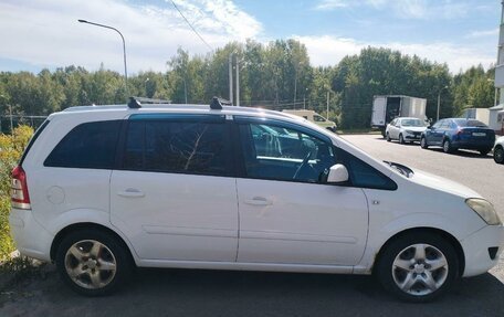 Opel Zafira B, 2012 год, 850 000 рублей, 4 фотография