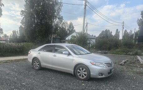 Toyota Camry, 2010 год, 1 300 000 рублей, 3 фотография