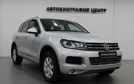 Volkswagen Touareg III, 2013 год, 2 490 000 рублей, 3 фотография