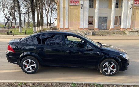 Opel Astra H, 2011 год, 690 000 рублей, 4 фотография