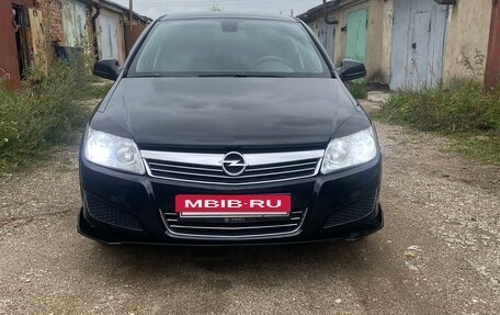 Opel Astra H, 2011 год, 690 000 рублей, 2 фотография