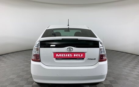 Toyota Prius, 2007 год, 680 000 рублей, 6 фотография