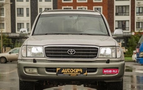 Toyota Land Cruiser 100 рестайлинг 2, 1999 год, 1 500 000 рублей, 2 фотография